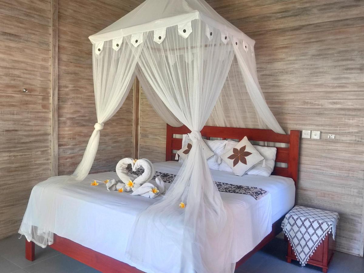 Vista Huts Lembongan Hotell Exteriör bild