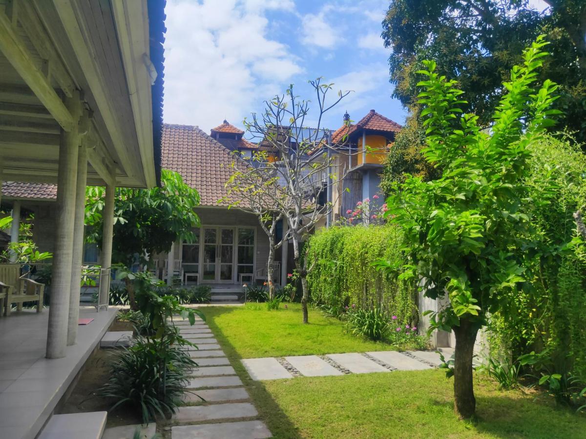 Vista Huts Lembongan Hotell Exteriör bild