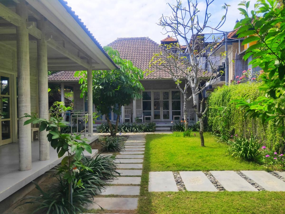 Vista Huts Lembongan Hotell Exteriör bild