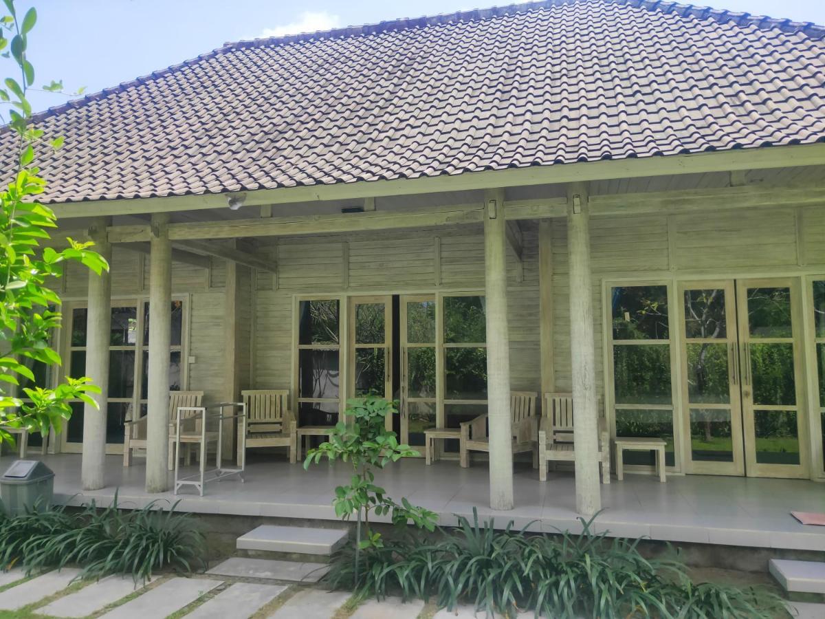 Vista Huts Lembongan Hotell Exteriör bild