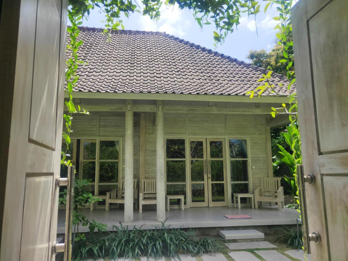Vista Huts Lembongan Hotell Exteriör bild
