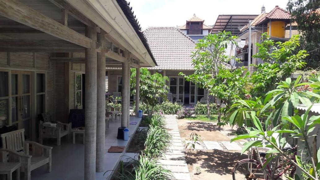 Vista Huts Lembongan Hotell Exteriör bild