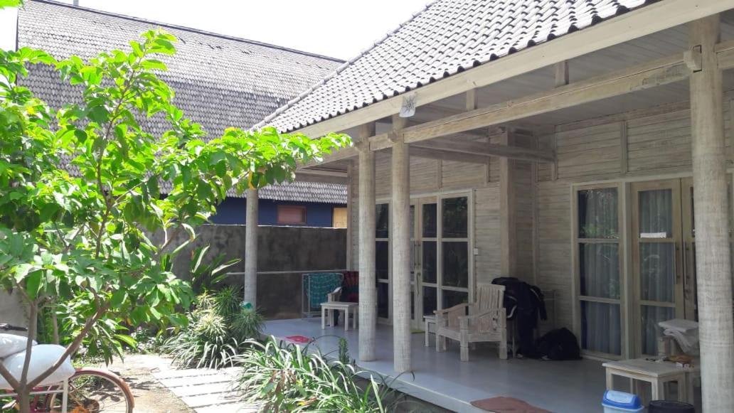 Vista Huts Lembongan Hotell Exteriör bild