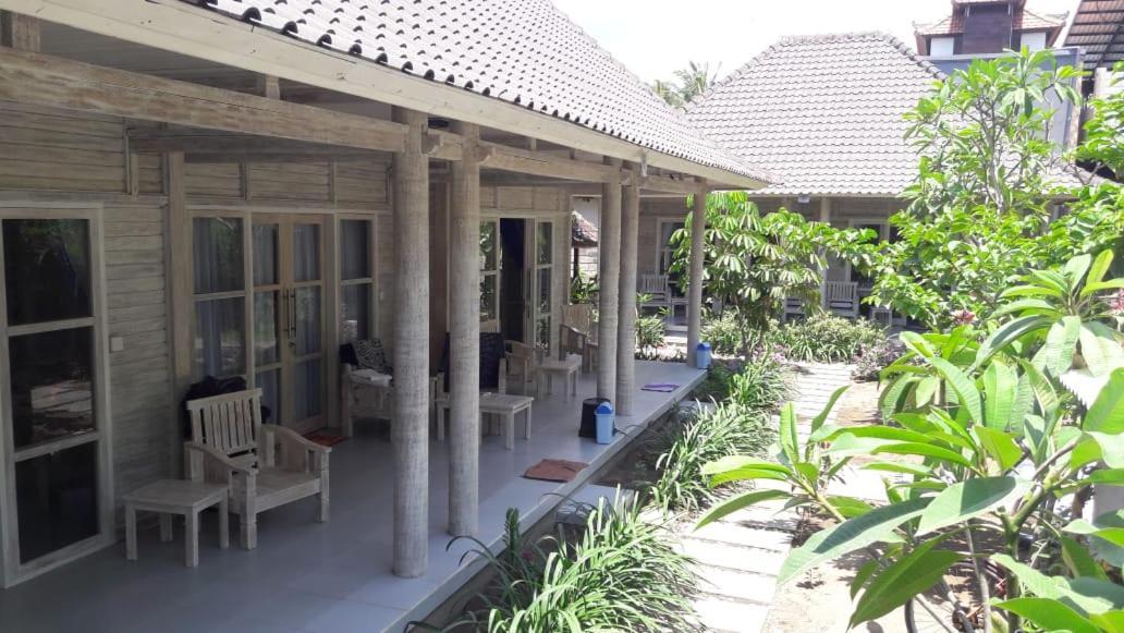Vista Huts Lembongan Hotell Exteriör bild