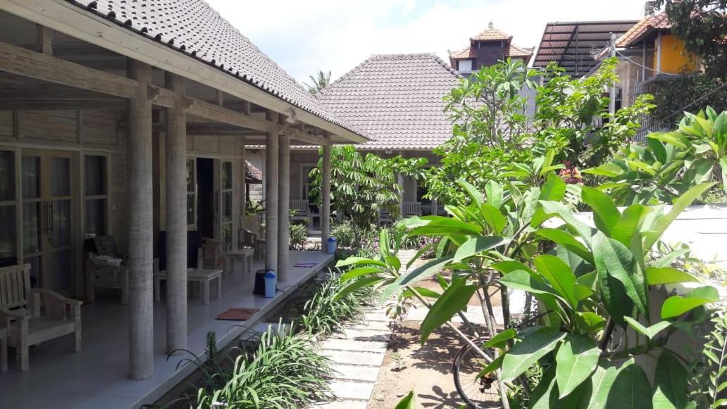 Vista Huts Lembongan Hotell Exteriör bild