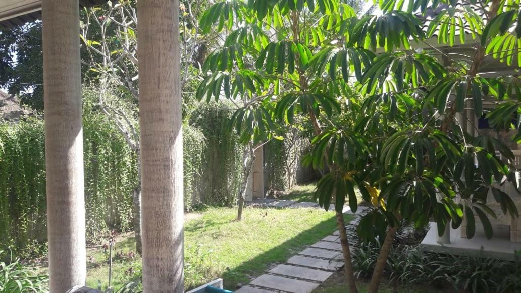 Vista Huts Lembongan Hotell Exteriör bild