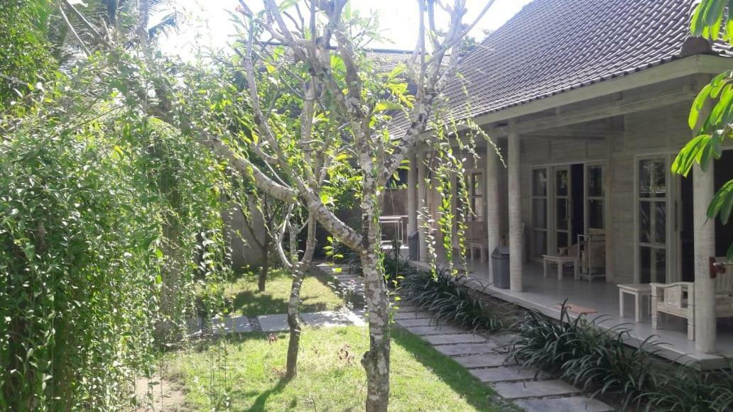 Vista Huts Lembongan Hotell Exteriör bild